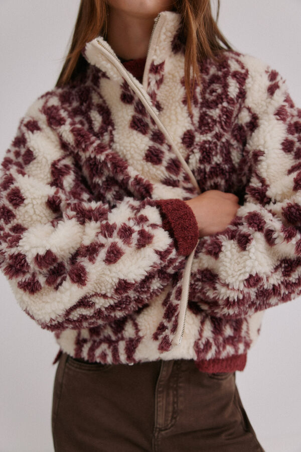 Hoss Intropia Dena. Deportiva estampada Estampado granate