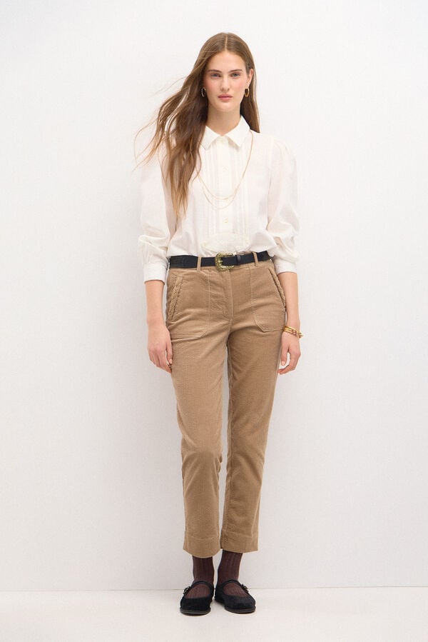 Hoss Intropia Padme. Pantal&oacute;n recto de pana Marfil