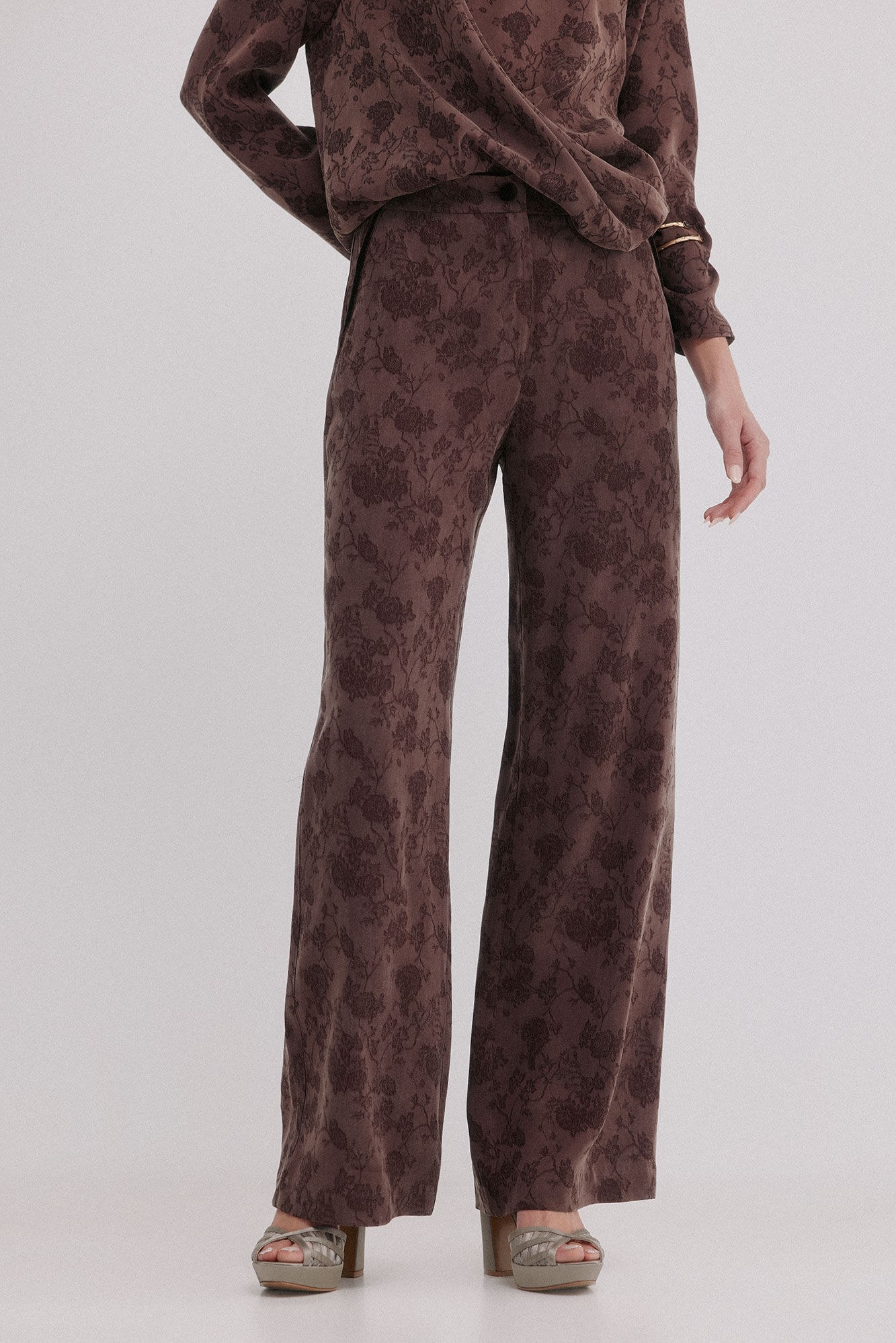 Hoss Intropia Palma. Pantalones jacquard