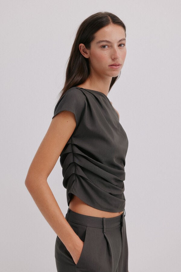 Hoss Intropia Gisele. Top assim&eacute;trico Cinzento