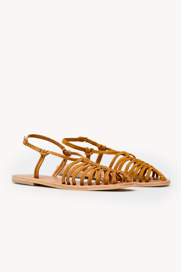 Hoss Intropia Medina. Cangrejeras planas de piel Beige