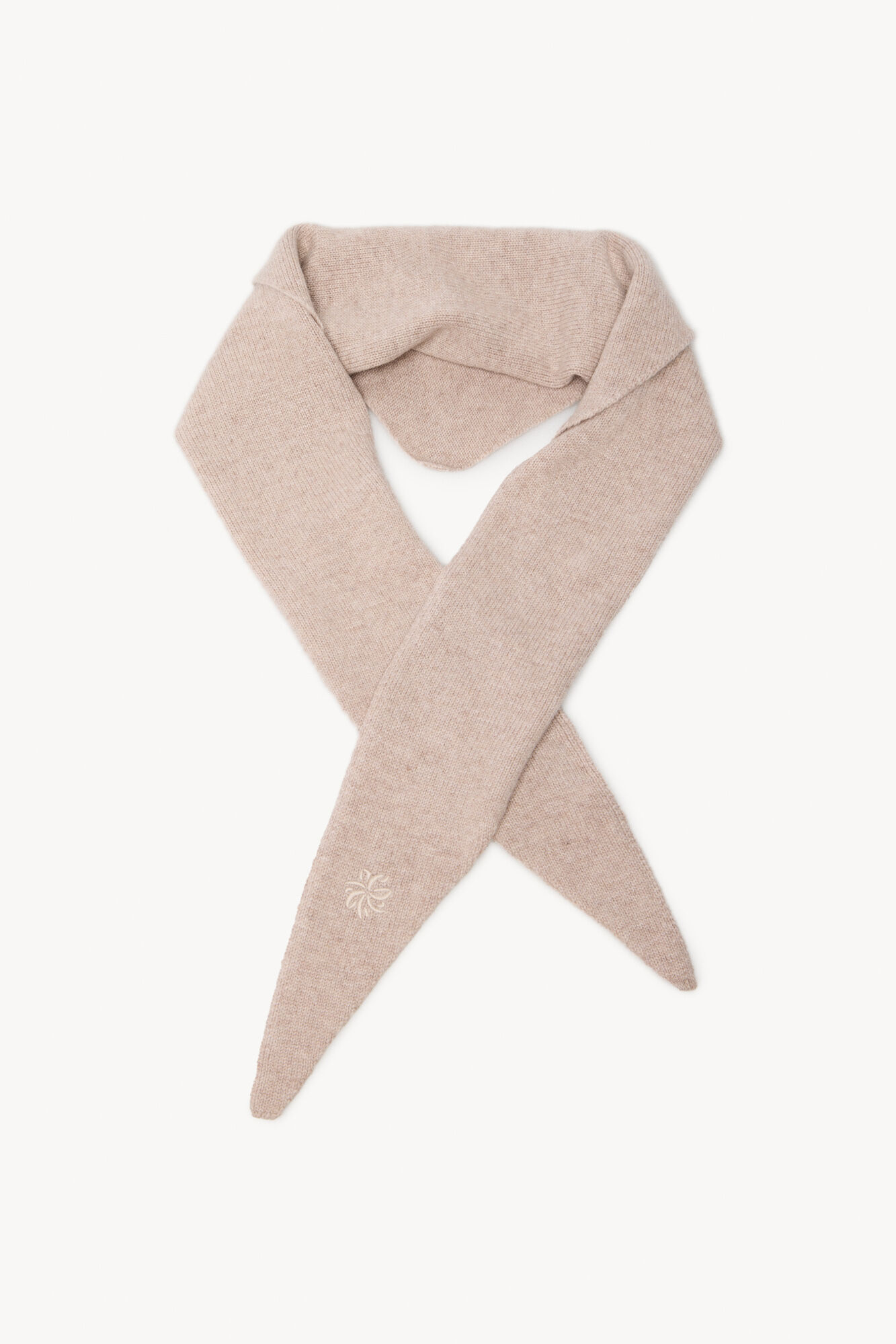 Hoss Intropia Nerea. Bandana de lana