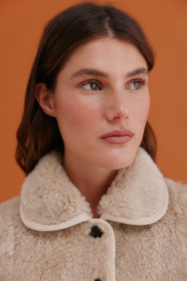 Hoss Intropia Denise. Abrigo efecto pelo Marfil