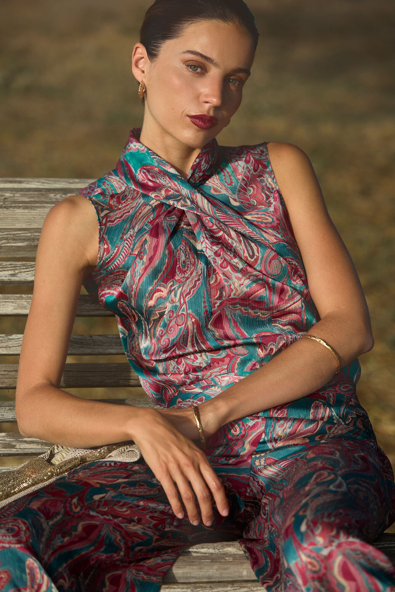 Hoss Intropia Gadea. Top halter estampado