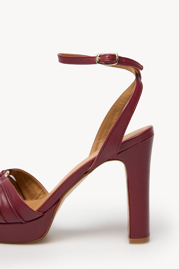 Hoss Intropia Marcela. Sandalia tac&oacute;n piel Granate