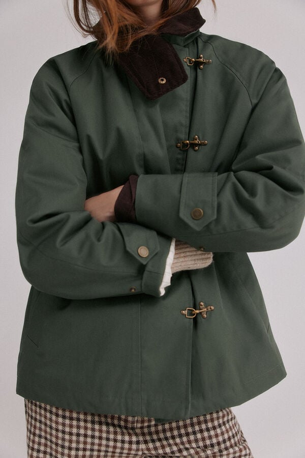 Hoss Intropia Dara. Deportiva cruzada Kaki