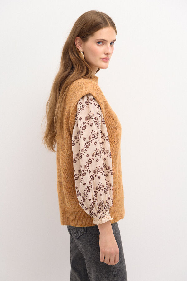 Hoss Intropia Tayra. Chaleco oversize Beige