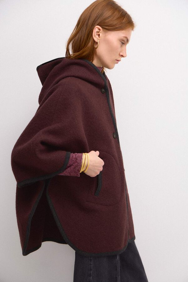 Hoss Intropia Aina. Capa de lana Marron