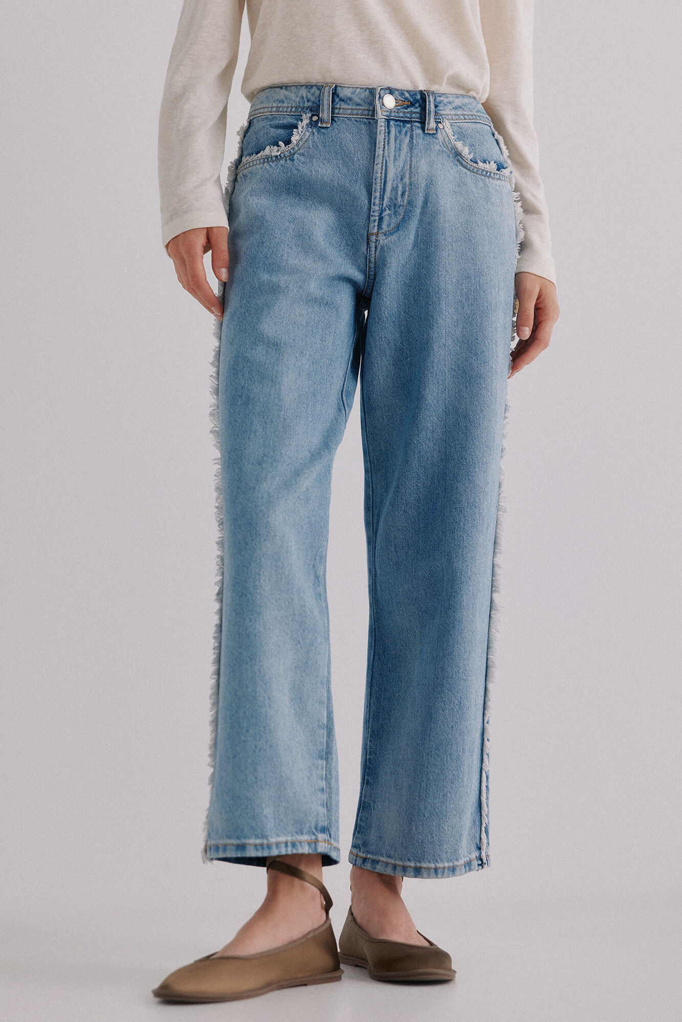 Hoss Intropia Berta. Jeans desfiado
