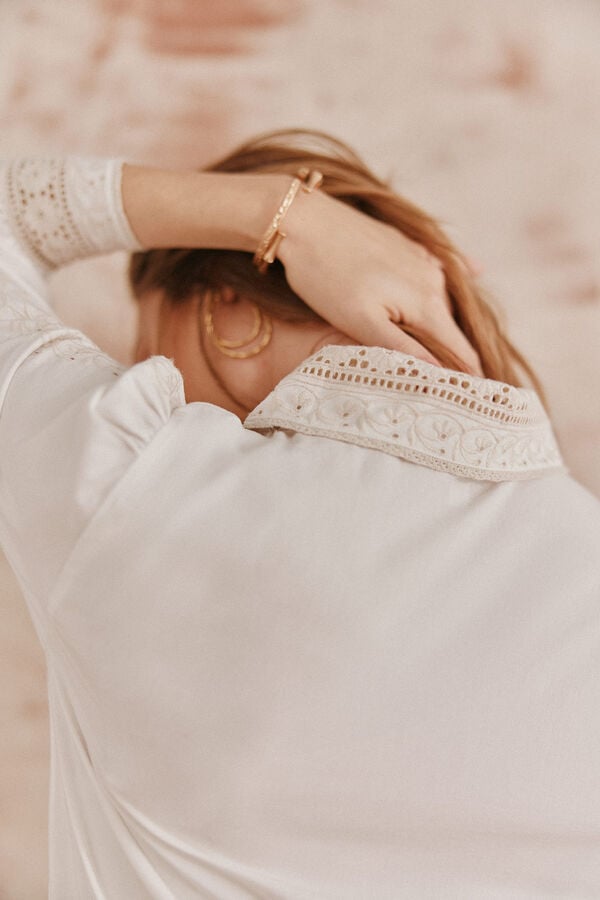 Hoss Intropia Candelaria. Camisa bordada. Beige