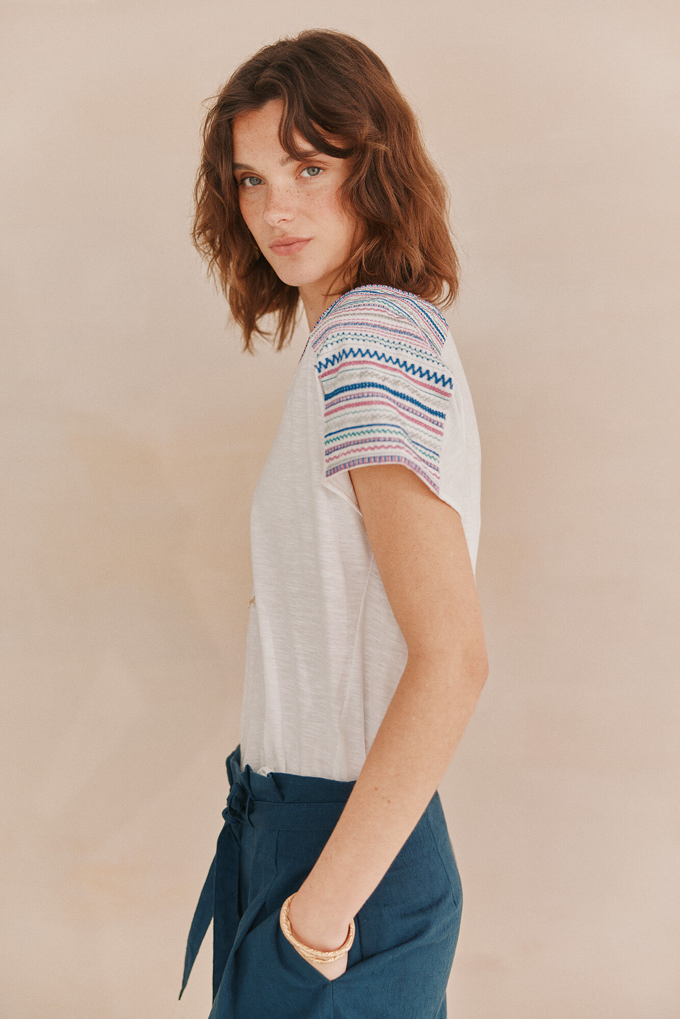 Hoss Intropia Martina. Camiseta bordada