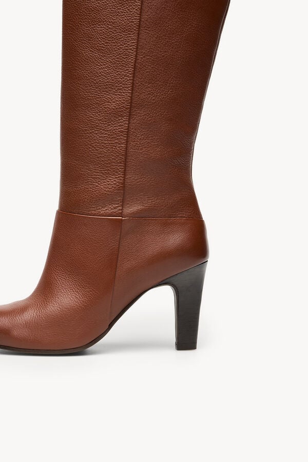 Hoss Intropia Lidia. Botas piel ca&ntilde;a alta Marron