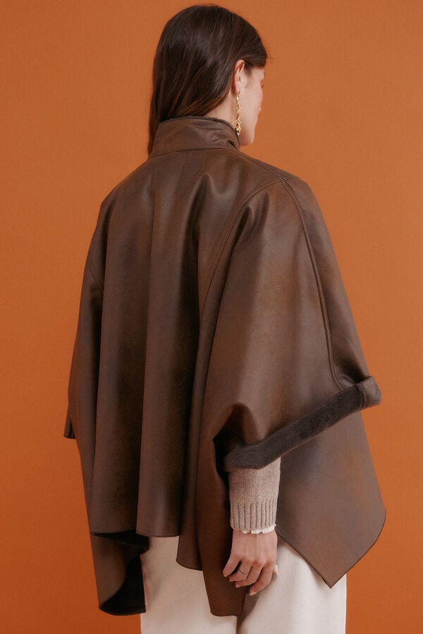 Hoss Intropia Domenica. Deportiva doble faz Marron