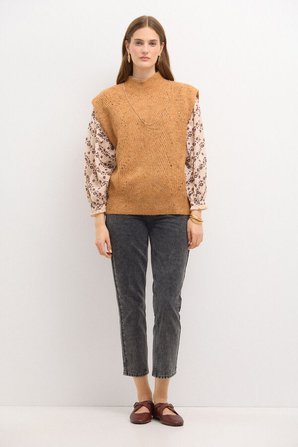 Hoss Intropia Tayra. Chaleco oversize Beige