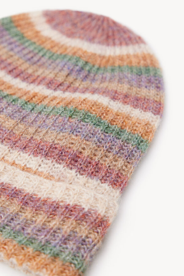 Hoss Intropia Danae. Gorro de malha &agrave;s riscas Subiu