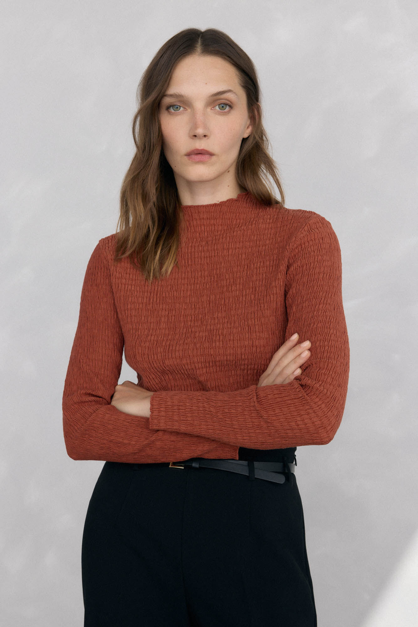 Pedro del Hierro Camiseta cuello chimenea estructura