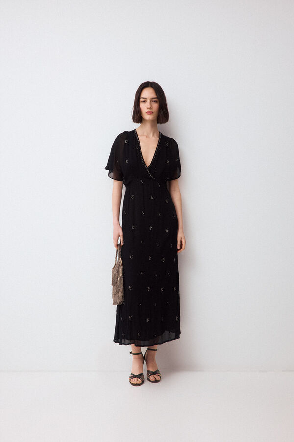 Pedro del Hierro Vestido fluido detalle piedras Negro