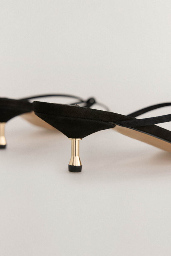 Pedro del Hierro Sandalia Mule Tac&oacute;n Dorado Negro
