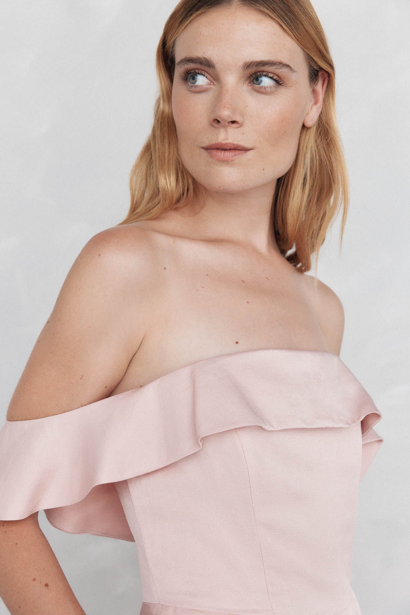 Pedro del Hierro Vestido cai-cai