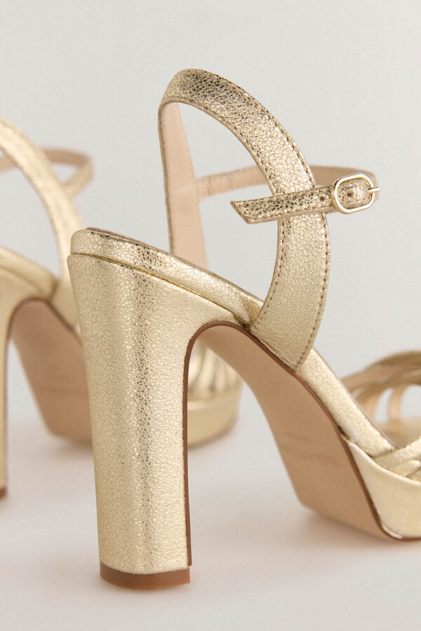 Pedro del Hierro Sand&aacute;lia de festa plataforma com tiras cruzadas Amarelo