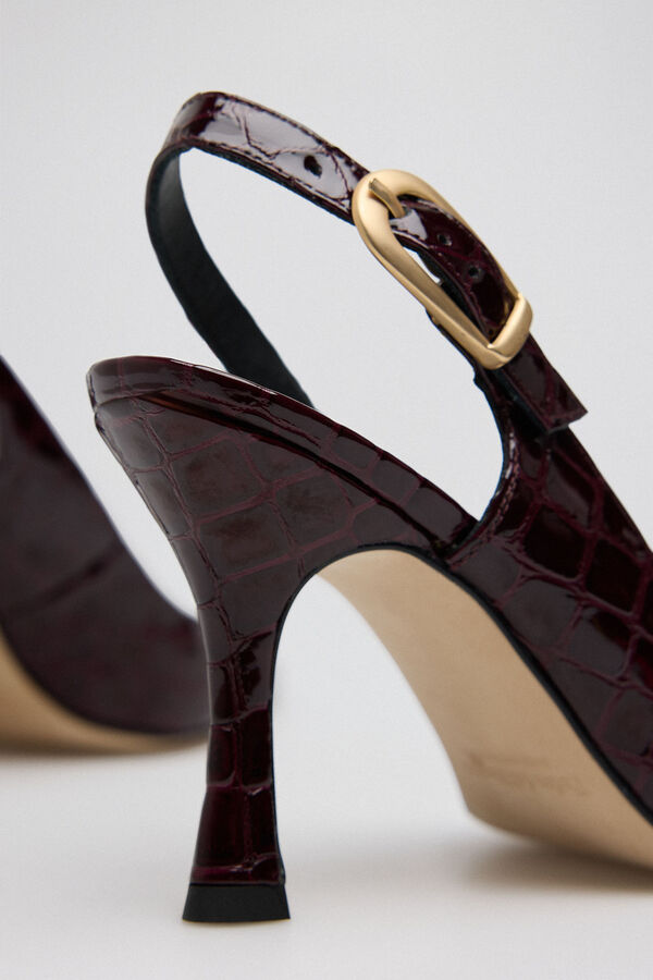Pedro del Hierro Zapato tac&oacute;n destalonado cocodrilo Morado