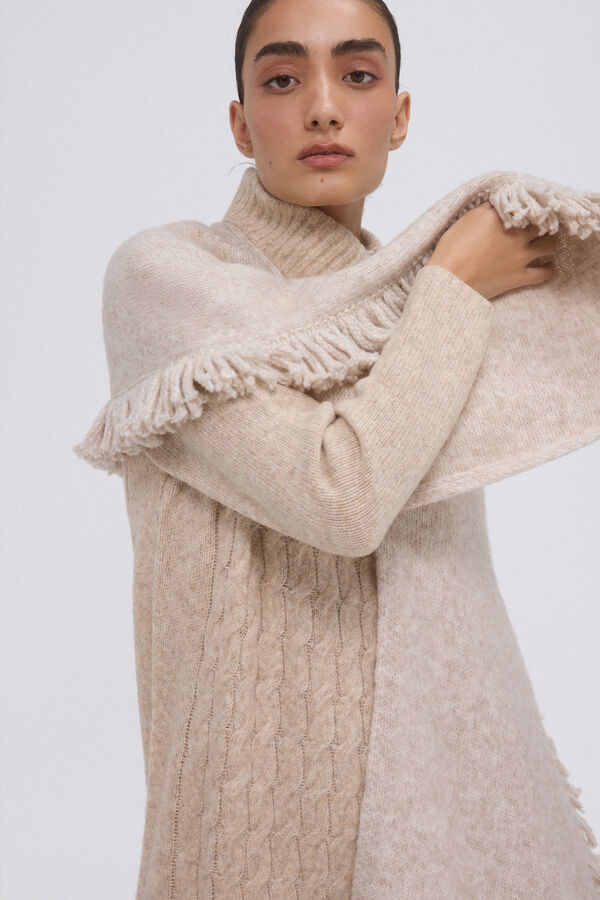 Pedro del Hierro Poncho de punto marr&oacute;n con flecos Gris