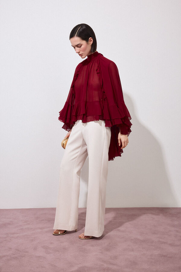 Pedro del Hierro Capa com folhos lisa Bordeaux