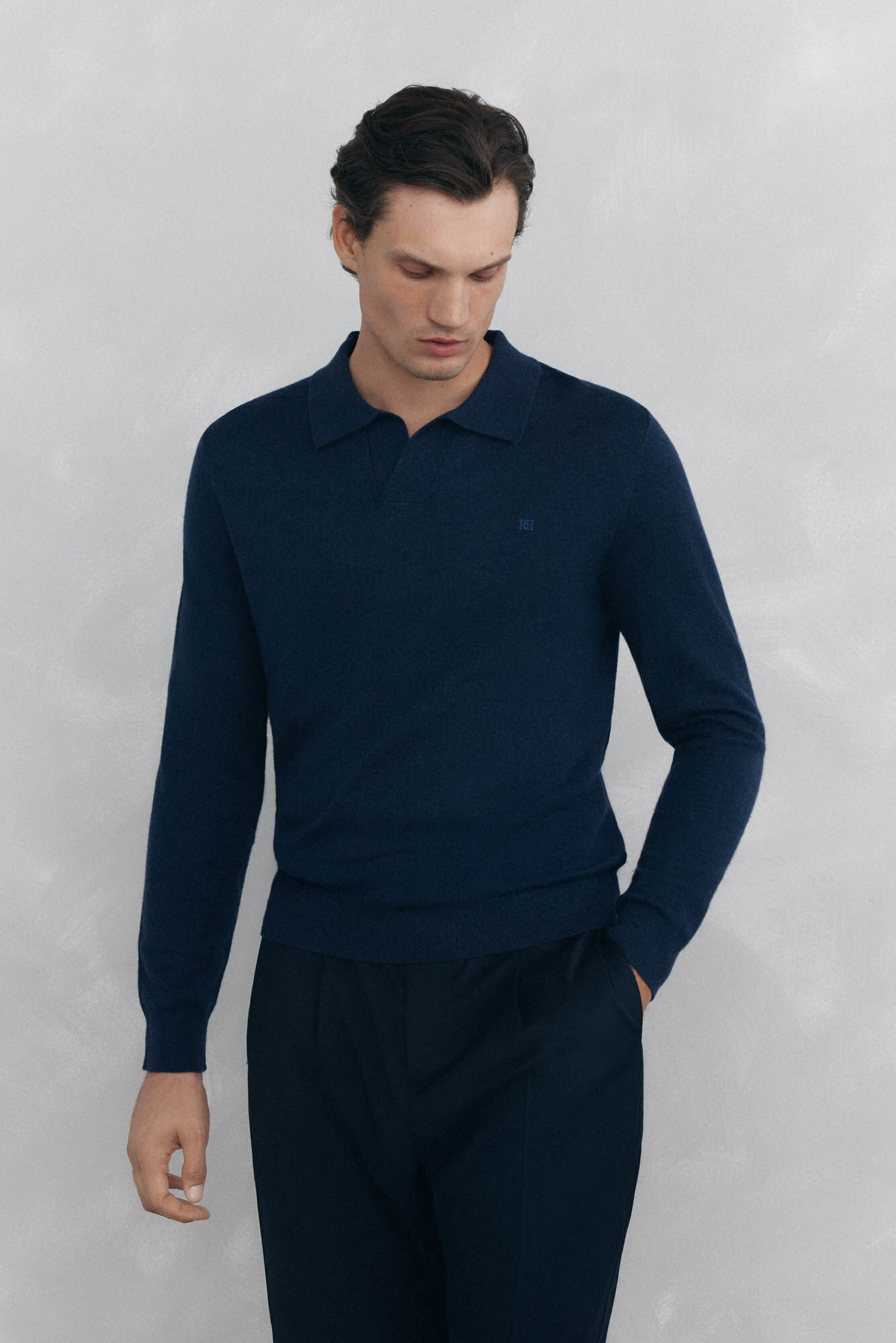 Pedro del Hierro Su&eacute;ter com gola Johnny em l&atilde; merino e cashmere