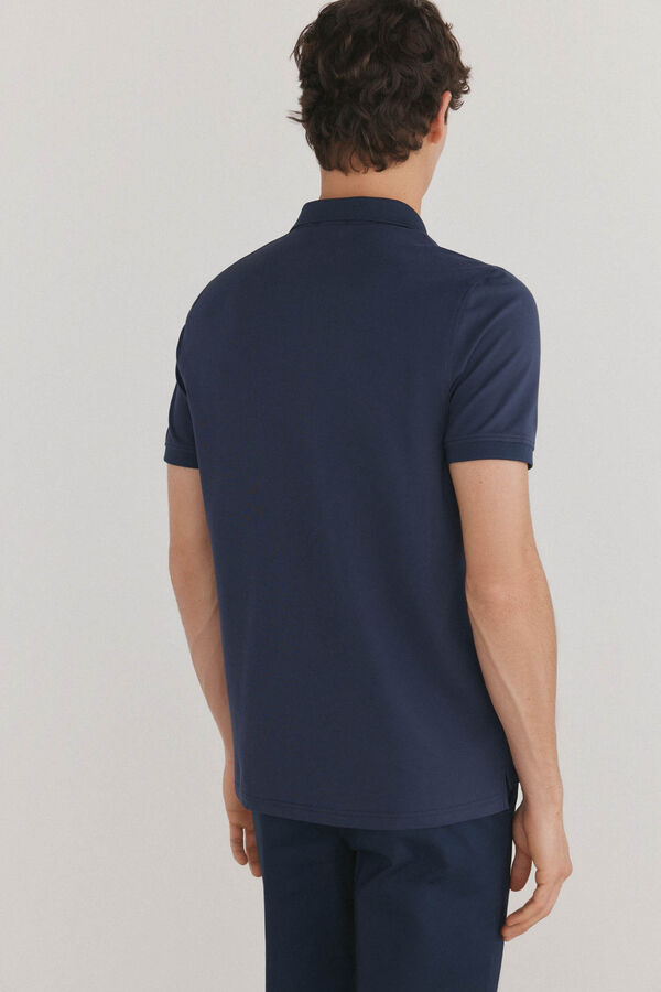 Pedro del Hierro P&oacute;lo t&eacute;cnico Azul