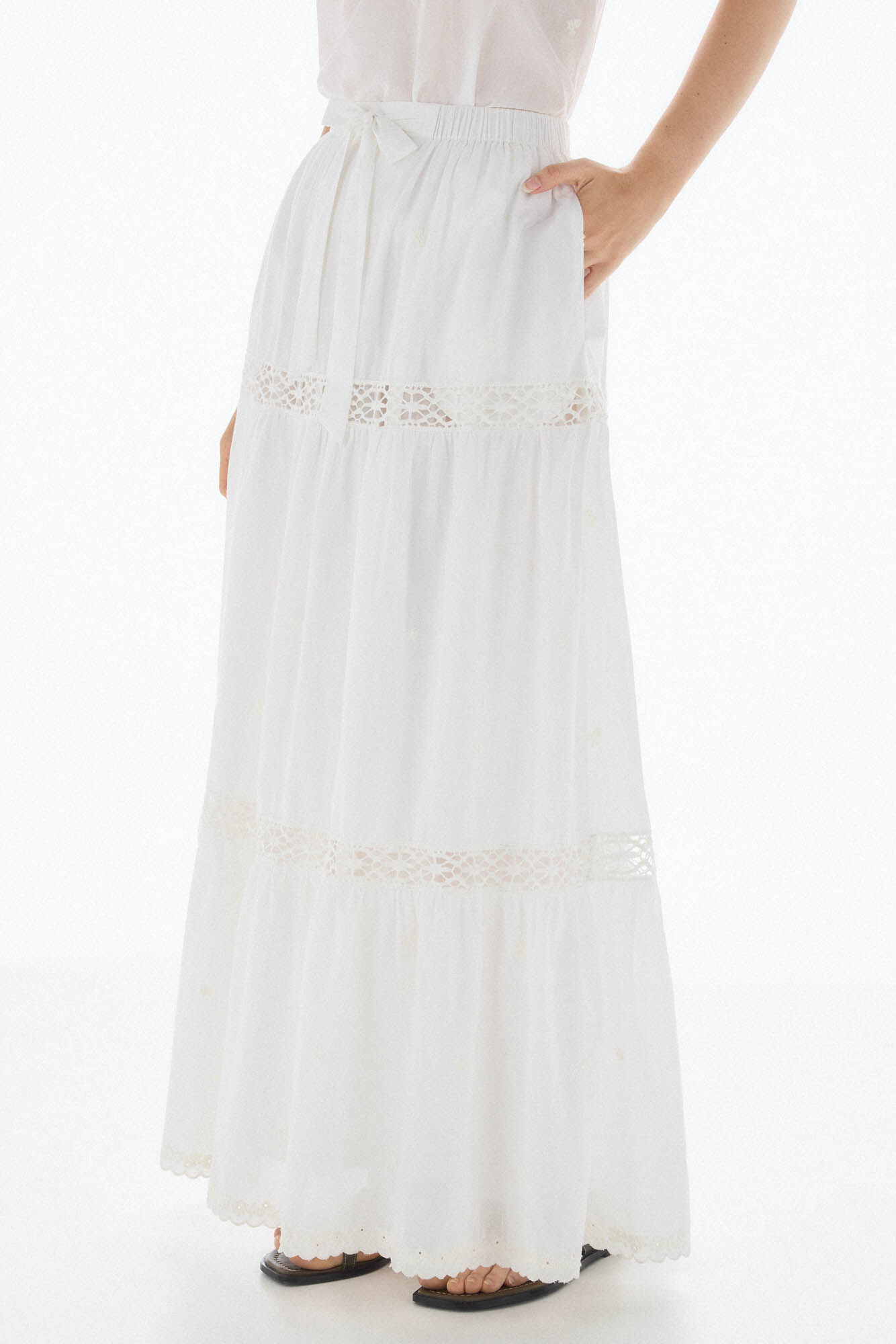 TFP by Tamara Falc&oacute; Falda bordada