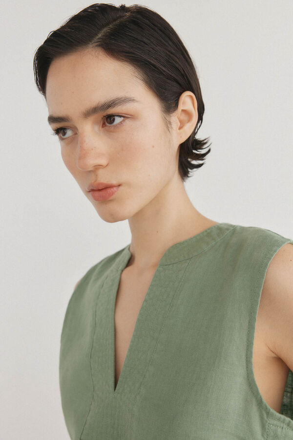 Pedro del Hierro Top de lino detalle botones Verde