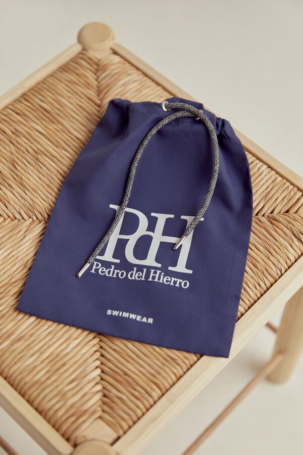 Pedro del Hierro Bañador estampado logos de la marca y con bolsa Azul