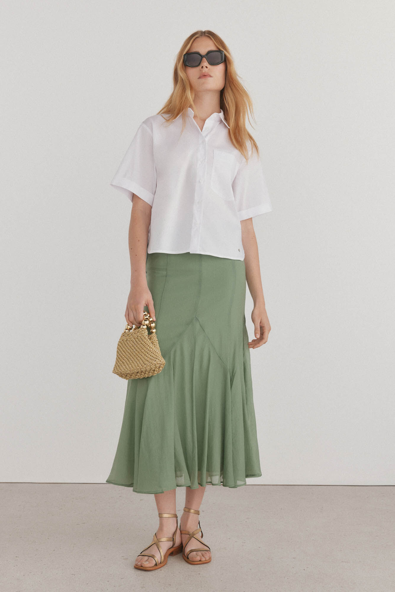 Pedro del Hierro Saia longa evas&ecirc;