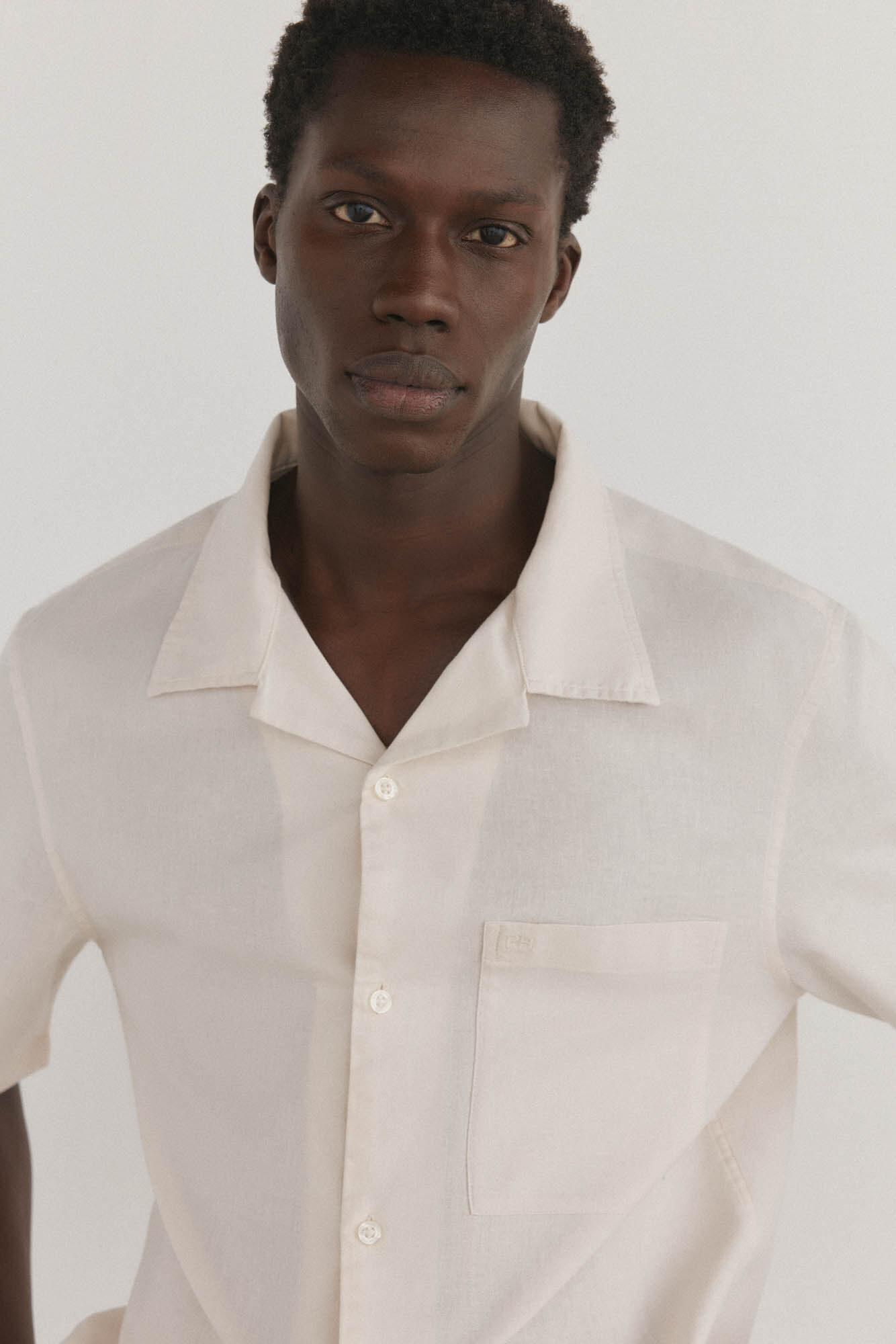 Pedro del Hierro Camisa lisa manga corta tejido lino