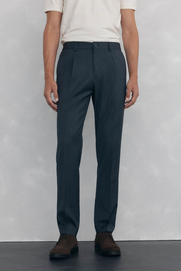 Pedro del Hierro Pantal&oacute;n chino pinzas tapered fit Gris