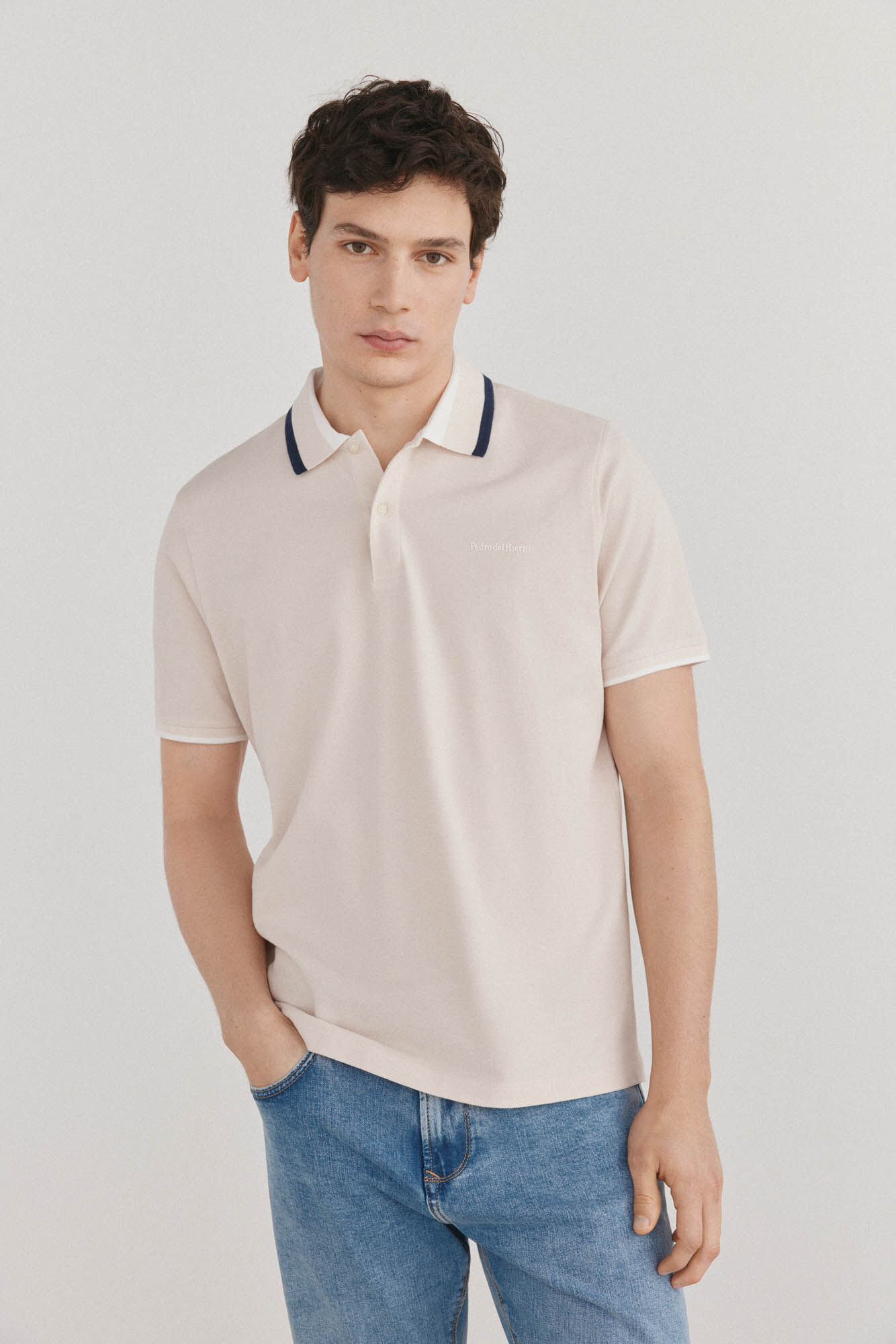 Pedro del Hierro Polo cuello fantas&iacute;a