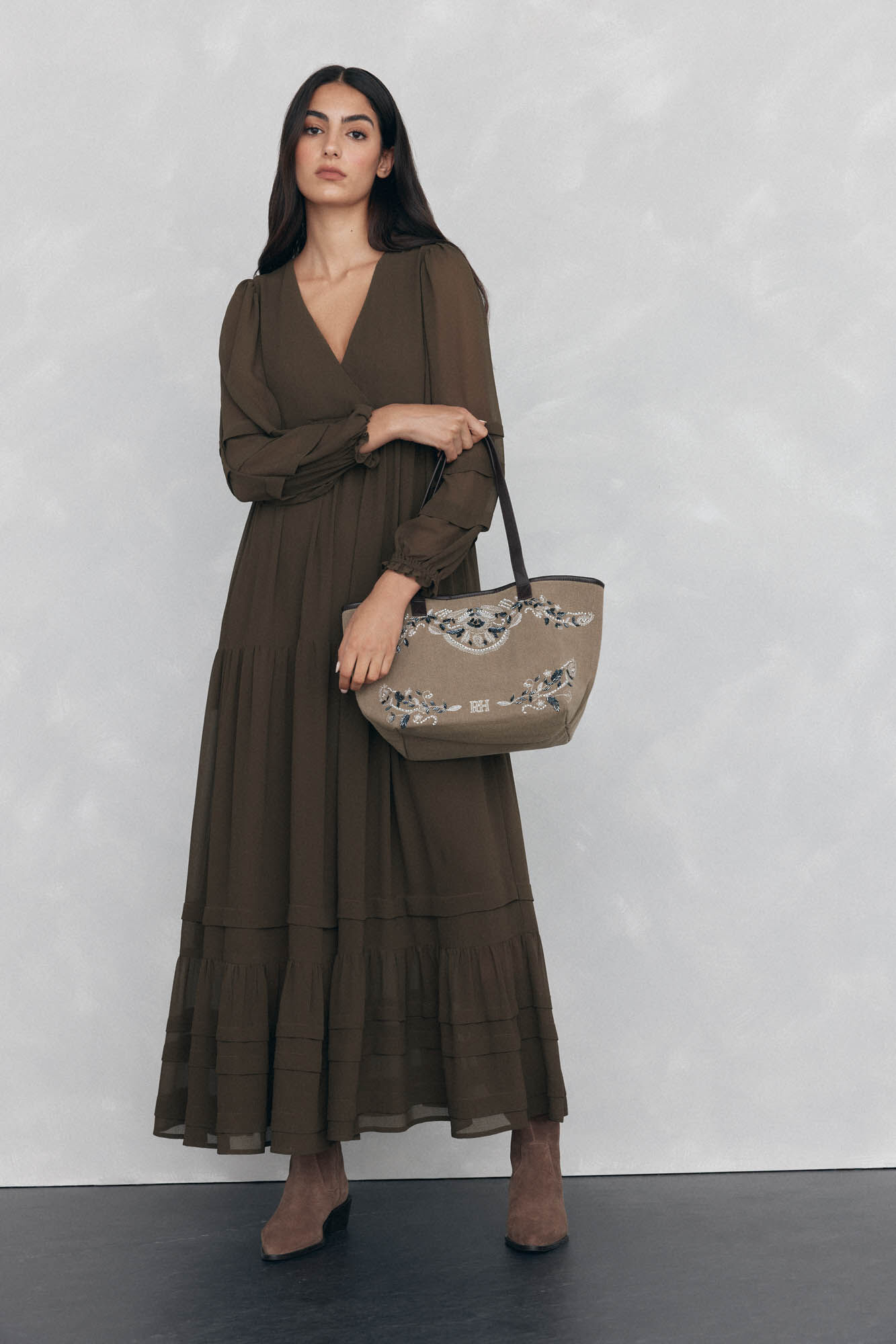 Pedro del Hierro Vestido largo detalle jaretas