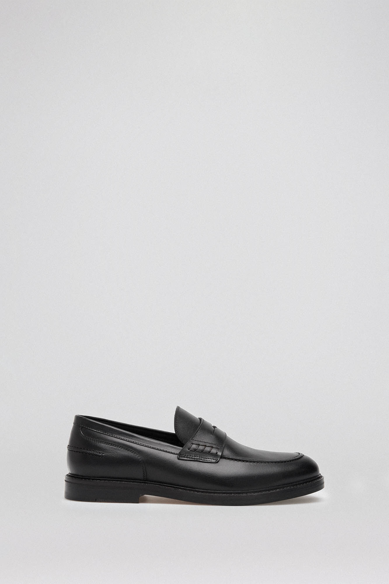 Pedro del Hierro Mocassim vestir pele
