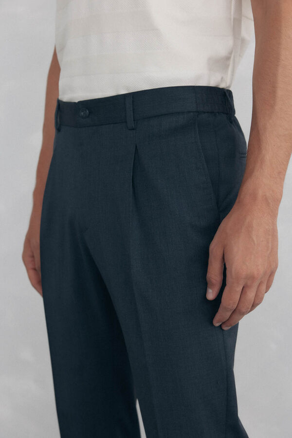 Pedro del Hierro Pantal&oacute;n chino pinzas tapered fit Gris