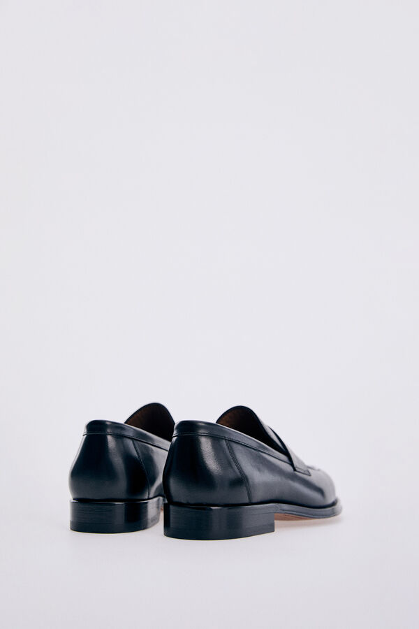 Pedro del Hierro Mocas&iacute;n piel Negro