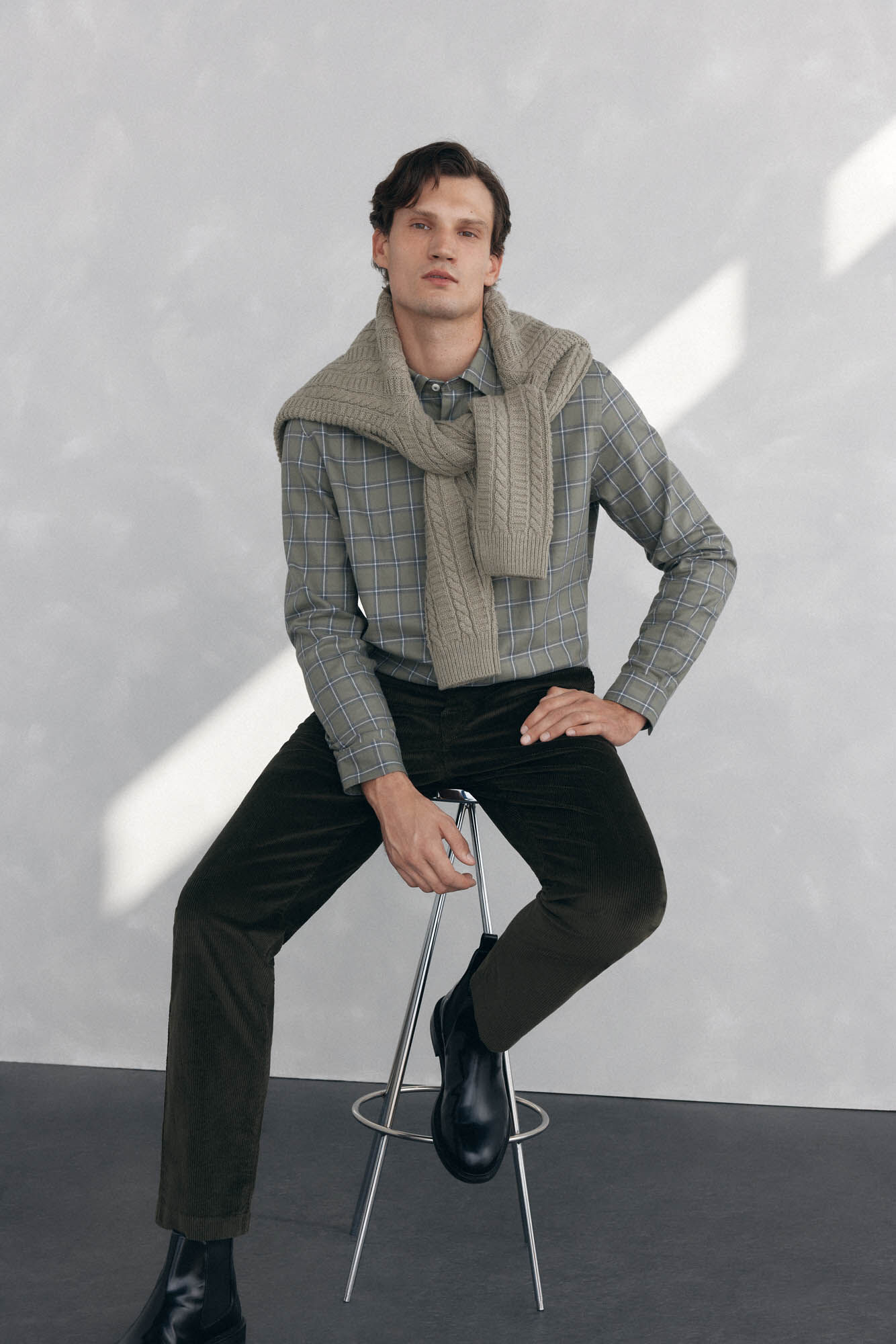 Pedro del Hierro Cal&ccedil;a Chino de veludo grossa de regular fit