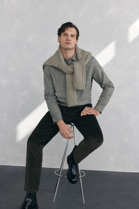 Pedro del Hierro Chino pana gruesa regular fit