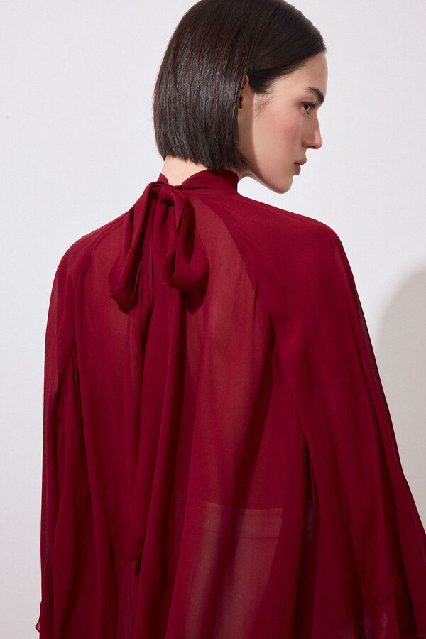 Pedro del Hierro Capa com folhos lisa Bordeaux