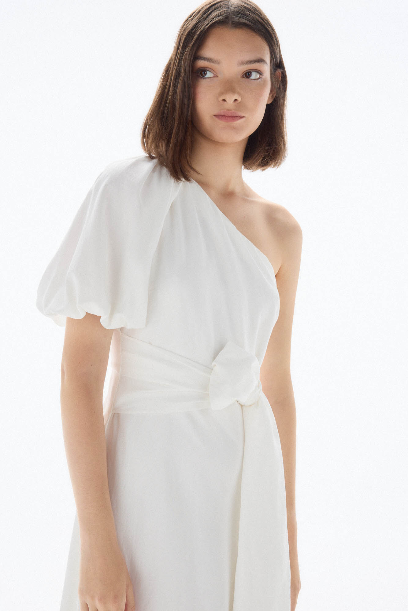 TFP by Tamara Falc&oacute; Vestido asim&eacute;trico