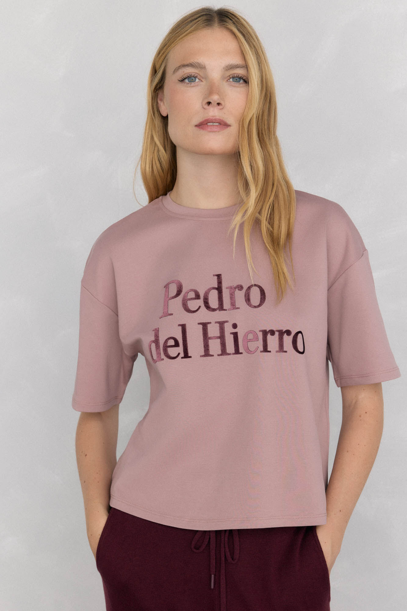 Pedro del Hierro Camiseta oversize activewear logo