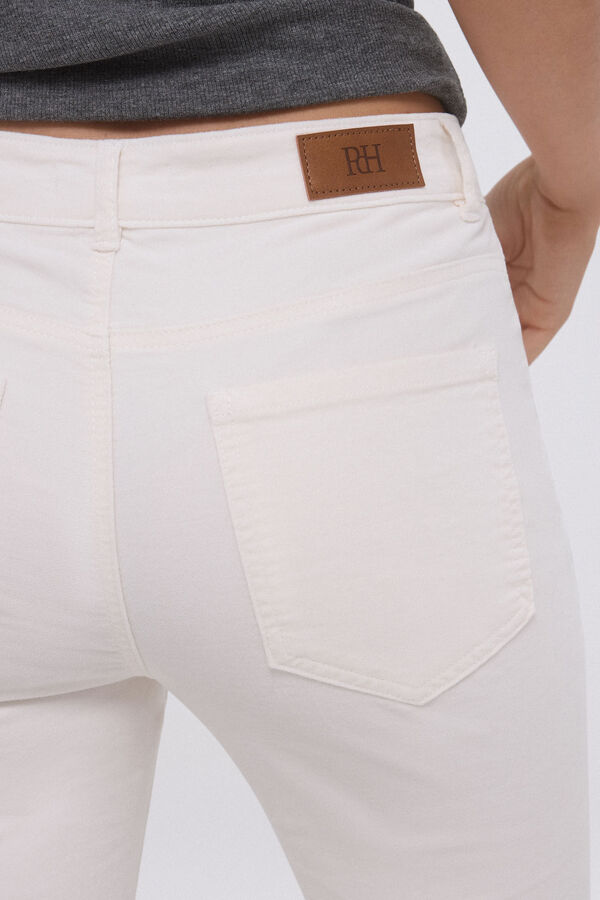 Pedro del Hierro Cal&ccedil;a flare de veludo Ecru