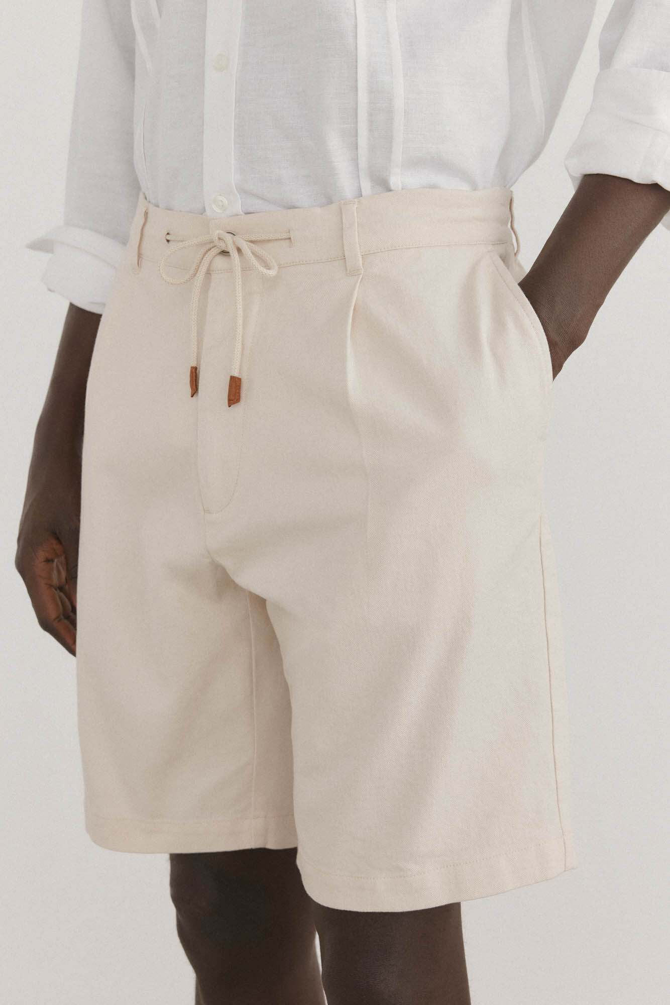 Pedro del Hierro Bermuda con lino y cordones