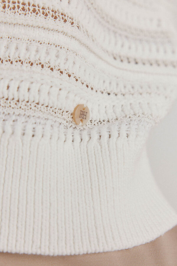 Pedro del Hierro Chaleco estructura fantas&iacute;a Crudo