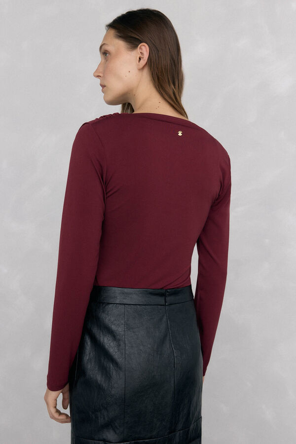 Pedro del Hierro Camiseta escote drapeado Burdeos