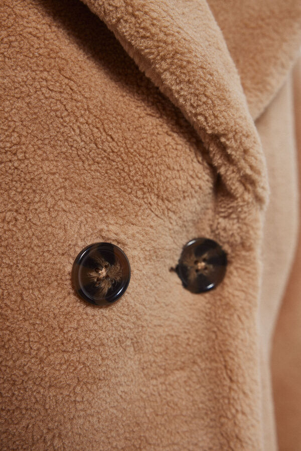 Pedro del Hierro Abrigo efecto pelo. Beige